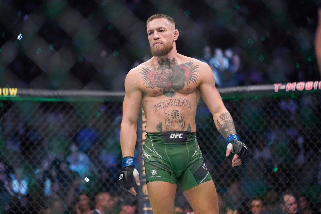 Chandler confirms McGregor's return to UFC 3