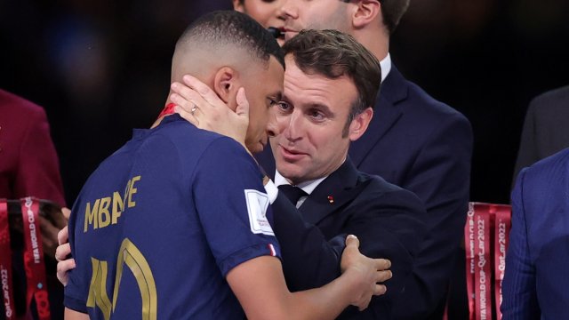 Macron makes desperate attempt to keep Mbape in PSG 4