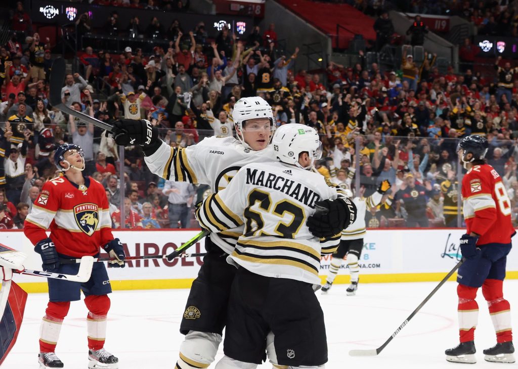 Zacha secures Bruins' 4-3 victory against Panthers 16