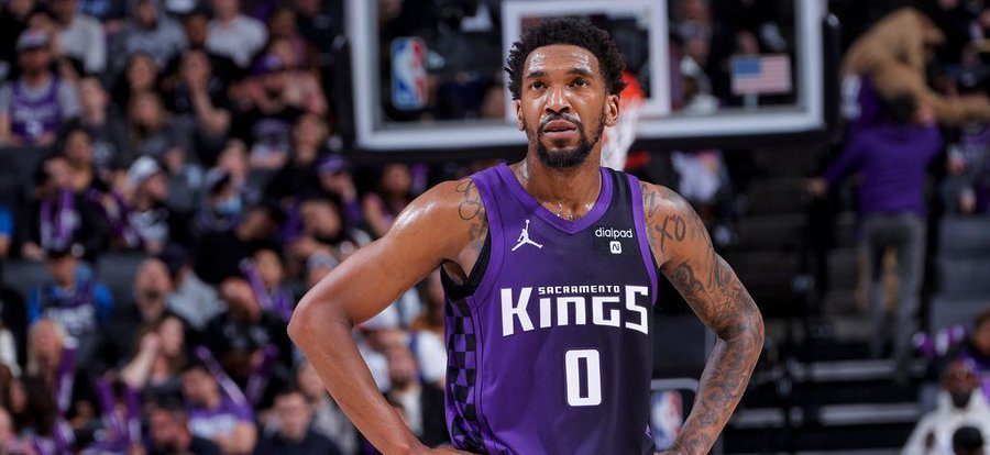 Kings' Monk suffers MCL and is out for up to 6 weeks 9