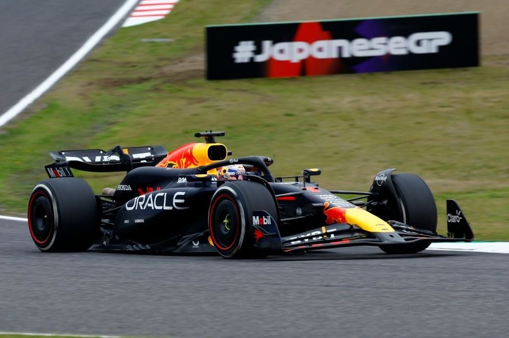 Max Verstappen tops first free practice at Suzuka 7