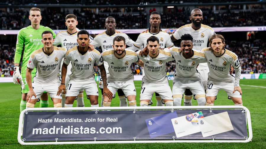 Real Madrid beat Celta 4-0 to keep distance at the top 11