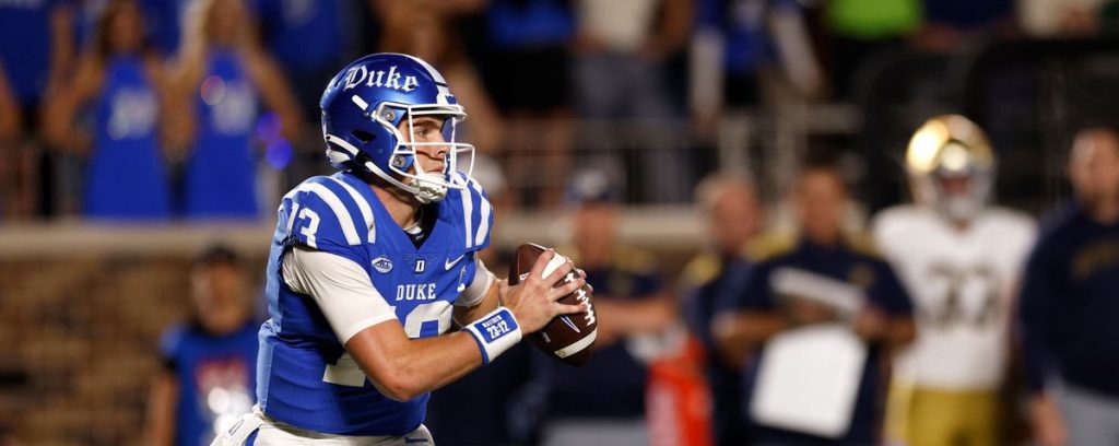 Duke quarterback Leonard is leaving for Notre Dame 5