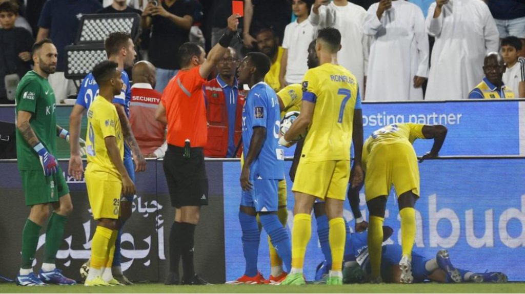 Cristiano Ronaldo sees red in Al-Nassr cup semi-final defeat 5